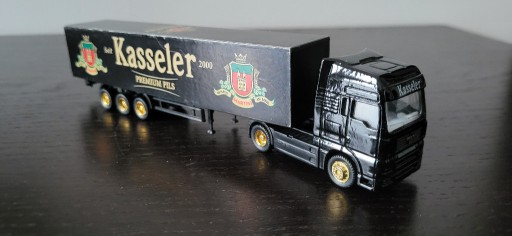 Zdjęcie oferty: Ciężarówka miniatura MAN z naczepą  1:87