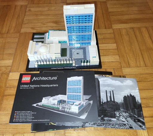 Zdjęcie oferty: Lego Architecture 21018 Kwatera główna ONZ