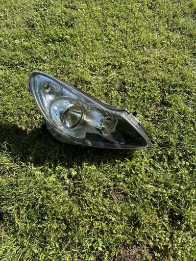 Zdjęcie oferty: Lampa przednia do Opel Corsa D prawa