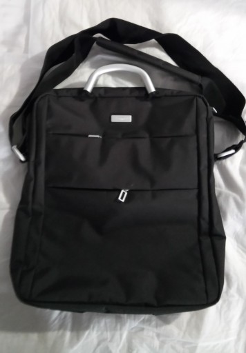 Zdjęcie oferty: torba na laptopa 15" z paskiem Lexon