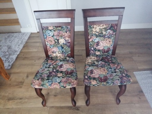 Zdjęcie oferty: Krzesła dębowe Komplet 6 sztuk w kwiaty Jak Nowe 