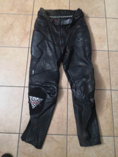 Zdjęcie oferty: Spodnie Motocyklowe Skórzane r. 52 FLM