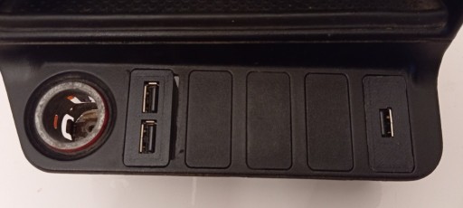 Zdjęcie oferty: Moduł ładowarki 1xUSB QC 3.0 BMW E36