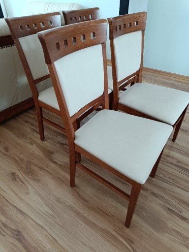Zdjęcie oferty: Krzesła 4 sztuki 