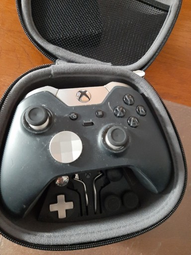 Zdjęcie oferty: Pad Microsoft Xbox One Elite 