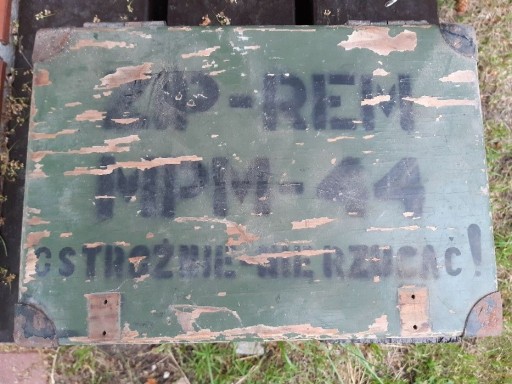 Zdjęcie oferty: Stara drewniana skrzynka wojskowa