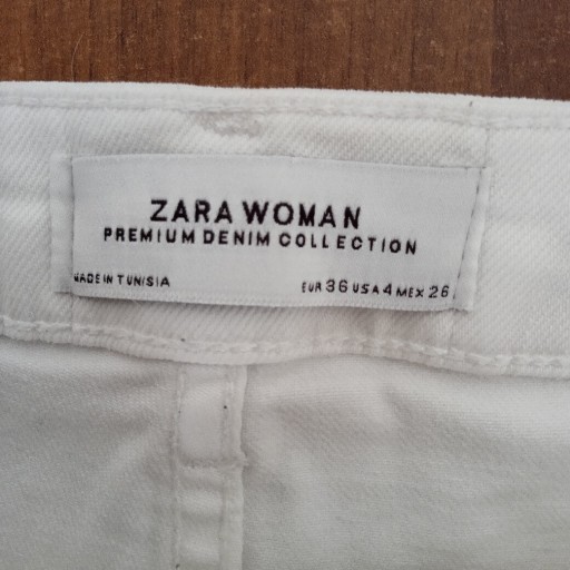 Zdjęcie oferty: ZARA Woman 97% bawełna 3% elastan białe spodnie r M stan idealny 