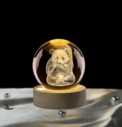 Zdjęcie oferty: Oświetlana kula 3D z Pandą