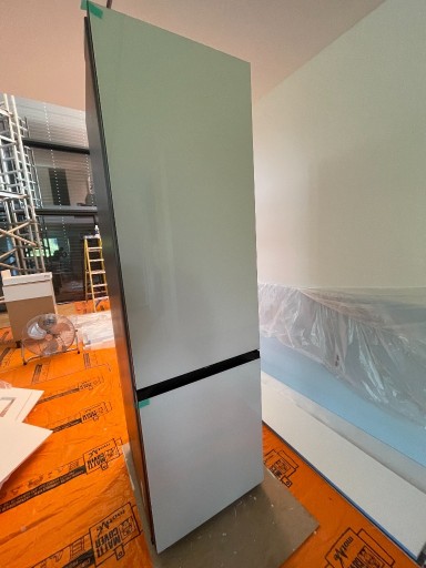 Zdjęcie oferty: Lodówka Samsung Bespoke RB38C7B5C12 AI z dolnym zamrażalnikiem NOWA