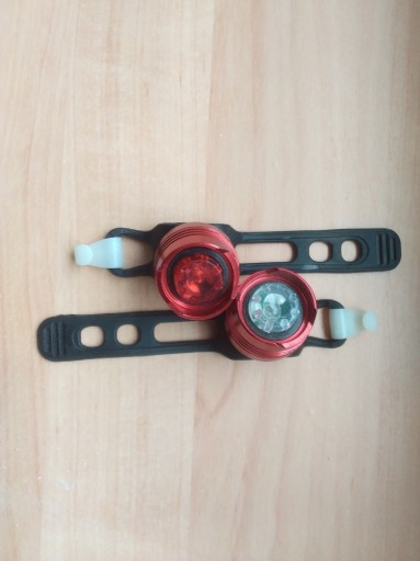 Zdjęcie oferty: Lampki rowerowe LED komplet - aluminium, CR2032