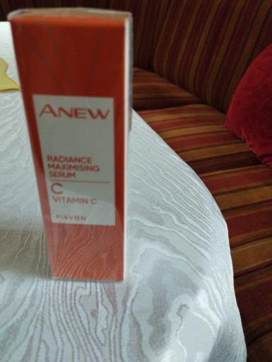 Zdjęcie oferty: Serum z wit C Avon Anew !