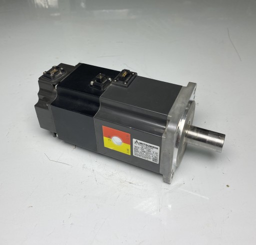 Zdjęcie oferty: Serwomotor HF-KP73B Mitsubishi CNC/Maszyna  