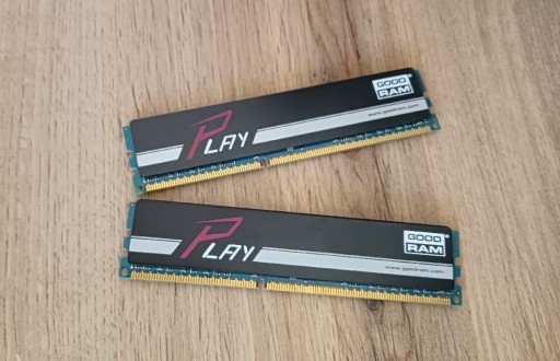 Zdjęcie oferty: GoodRam Pamięć RAM 2x2GB (4GB) DDR3 PC3 12800 DIM