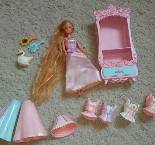 Zdjęcie oferty: Lalka Barbie Mini Kingdom Mini Barbie Rapunzel 