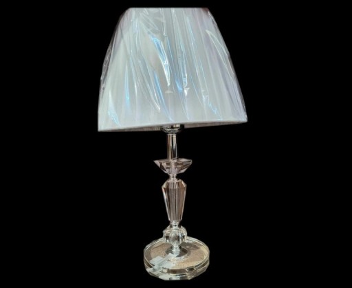 Zdjęcie oferty: Lampa stołowa Kryształ z Białym materiałem 