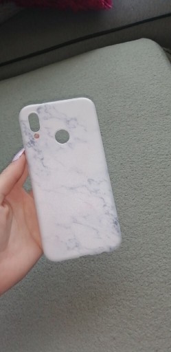 Zdjęcie oferty: Etui Huawei p 20lite