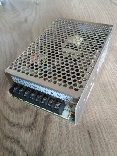 Zdjęcie oferty: Mean Well Zasilacz buforowy AD-55B + Uchwyt 