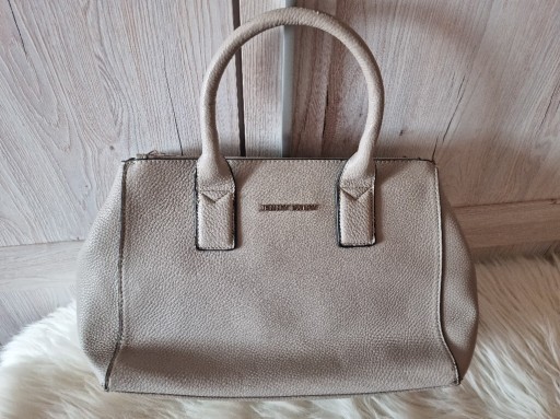 Zdjęcie oferty: Torebka damska na ramię 