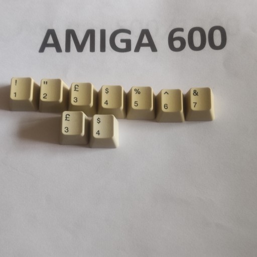 Zdjęcie oferty: Amiga 600 - Klawisze na prostokątny młoteczek
