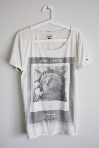 Zdjęcie oferty: Biały t-shirt koszulka oversize Tommy Hilfiger L