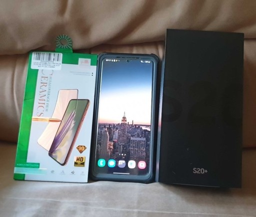 Zdjęcie oferty: Samsung galaxy s20 plus +karta pamięci 128gb 
