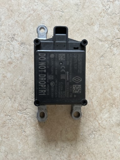 Zdjęcie oferty: Radar Renault 284476193R