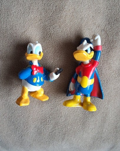 Zdjęcie oferty: ŁADNE figurki Disney Kaczor Donald x2