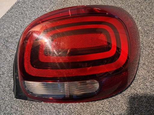 Zdjęcie oferty: Lampa tylna prawa citroen c3 9812257480 oryginal