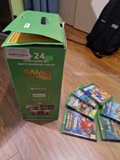 Zdjęcie oferty: Xbox One + kinect + 6 gier