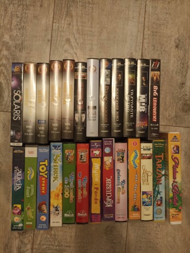 Zdjęcie oferty: Filmy bajki kasety video VHS 25 sztuk 