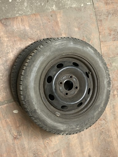 Zdjęcie oferty: 2 Opony z felgami Dębica VIVO