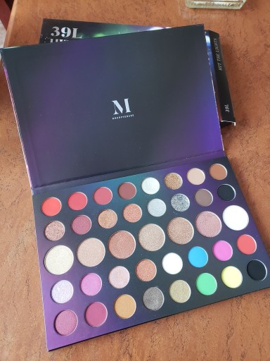 Zdjęcie oferty: Paleta cieni Morphe 39 L Hit the Lights