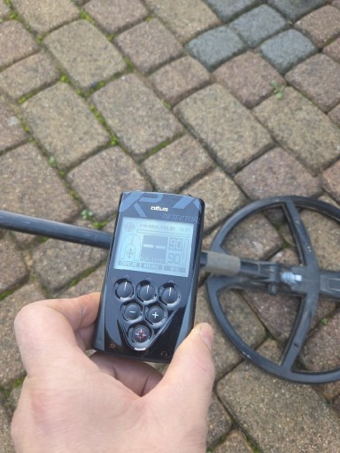 Zdjęcie oferty: Detektor Wykrywacz metalu Deus XP 1 sprawny polskie menu panel 