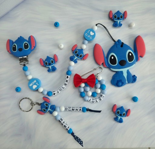 Zdjęcie oferty: Zestaw zawieszka do smoczka+gryzak+przypinka+2x brelok 