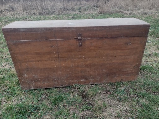 Zdjęcie oferty: Stary kufer drewniany skrzynia posag