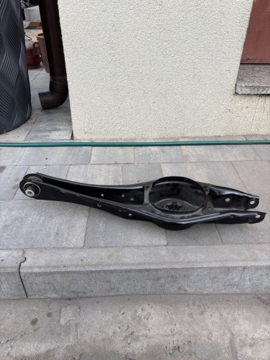 Zdjęcie oferty: WAHACZ LEWY LEWY TYŁ TYLNY VW AUDI 5Q0505523A