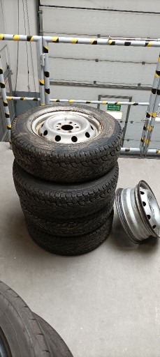 Zdjęcie oferty: Zestaw opony + felgi 205/70/15 Boxer/Ducato/Jumper