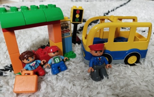Zdjęcie oferty: Klocki LEGO Duplo autobus kierowca pasażerowie 