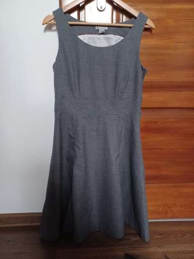 Zdjęcie oferty: Elegancka szara sukienka MIDI H&M rozmiar L