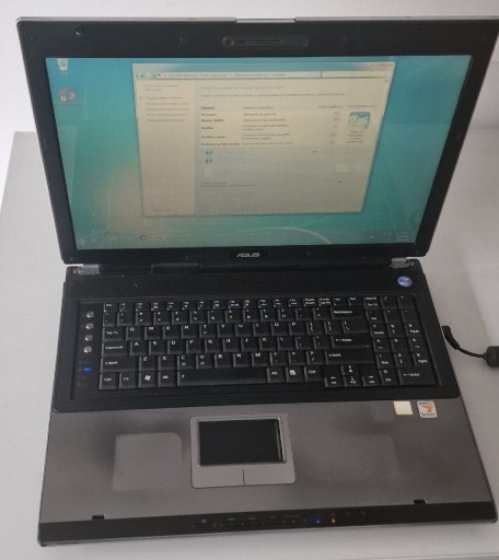 Zdjęcie oferty: Asus A7U sprawny duży laptop 17 cali panorama