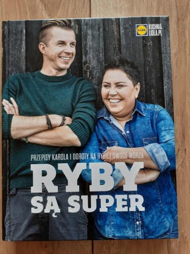 Zdjęcie oferty: Książka kucharska "Ryby są super" 