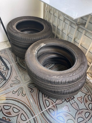 Zdjęcie oferty: Opony letnie firmy KUMHO z 2018r.