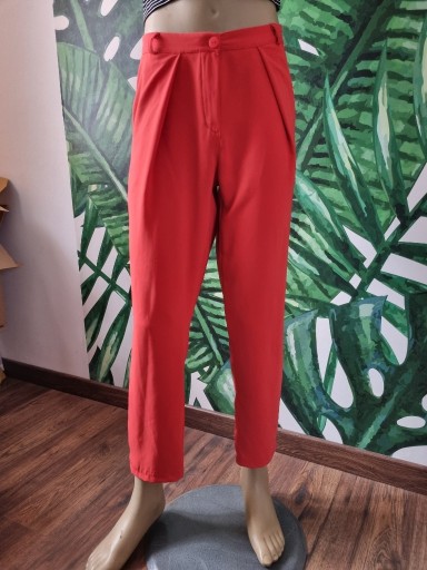 Zdjęcie oferty: Spodnie letnie czerwone r42/44