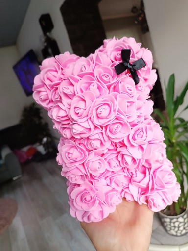 Zdjęcie oferty: Piękny Miś z róż 20cm