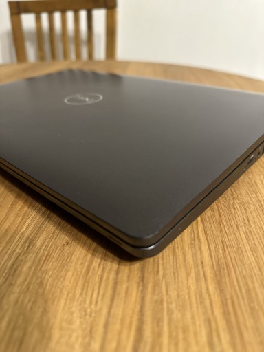 Zdjęcie oferty: Laptop Dell Latitude 5501 Core i7