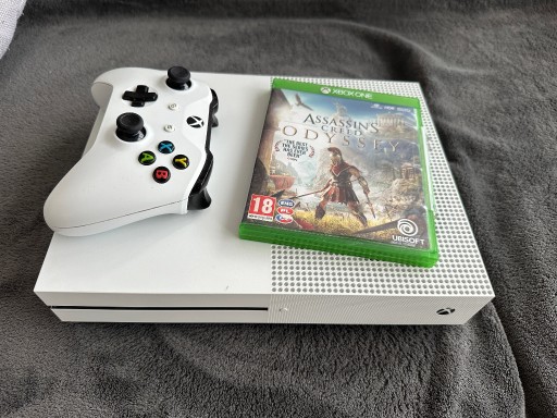 Zdjęcie oferty: XBOX ONE S 1TB + Pad + Assassin's Creed Odyssey