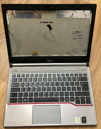 Zdjęcie oferty: Laptop Fujitsu E734