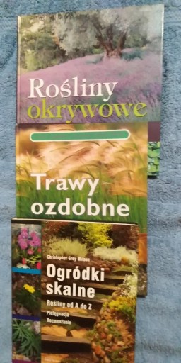 Zdjęcie oferty: Ogrodowe inspiracje. 3 książki dla pasjonatów 