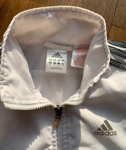 Zdjęcie oferty: Adidas Bluza Kurtka rozmiar 128 na 7 , 8 lat