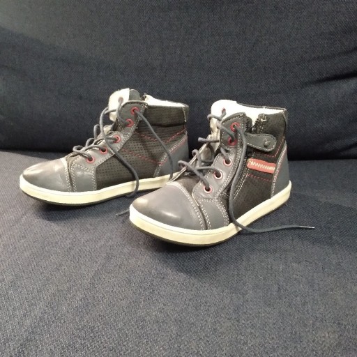 Zdjęcie oferty: Buty dziecięce Lasocki rozmiar 27 w stanie bdb.